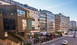 Hailey HR tecknar hyresavtal i Hornstull