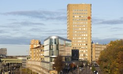 Bonnierhuset lockar nya hyresgäster