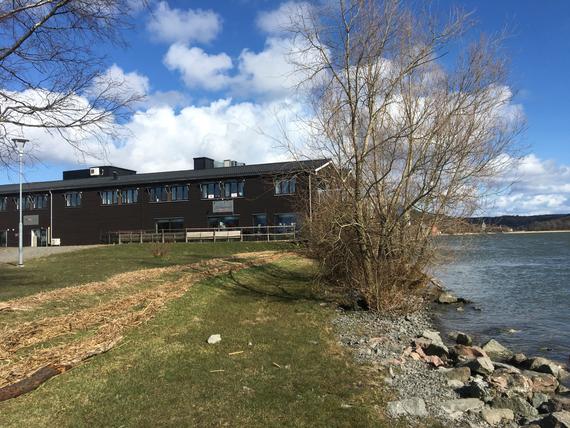 Västra Strandgatan 2