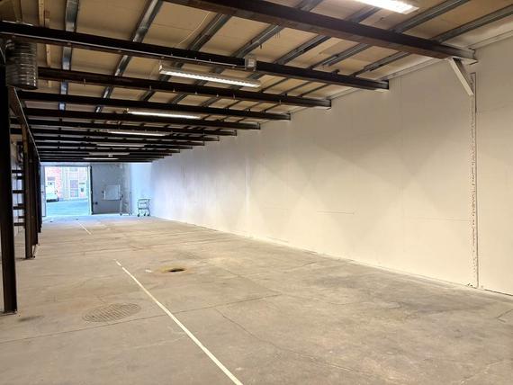 Wedavägen 7, Lokal 2