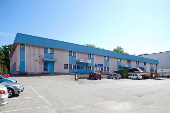 Kumla gårdsväg 24A