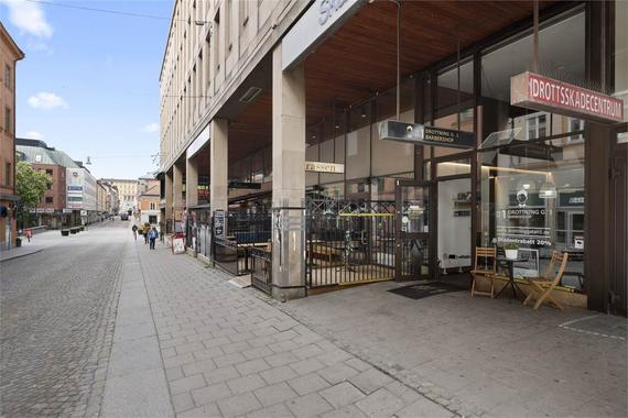 Drottninggatan 1